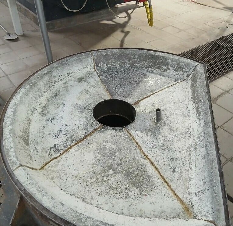 Произведено восстановление обмуровки передней крышки. После ремонта. Фото 2